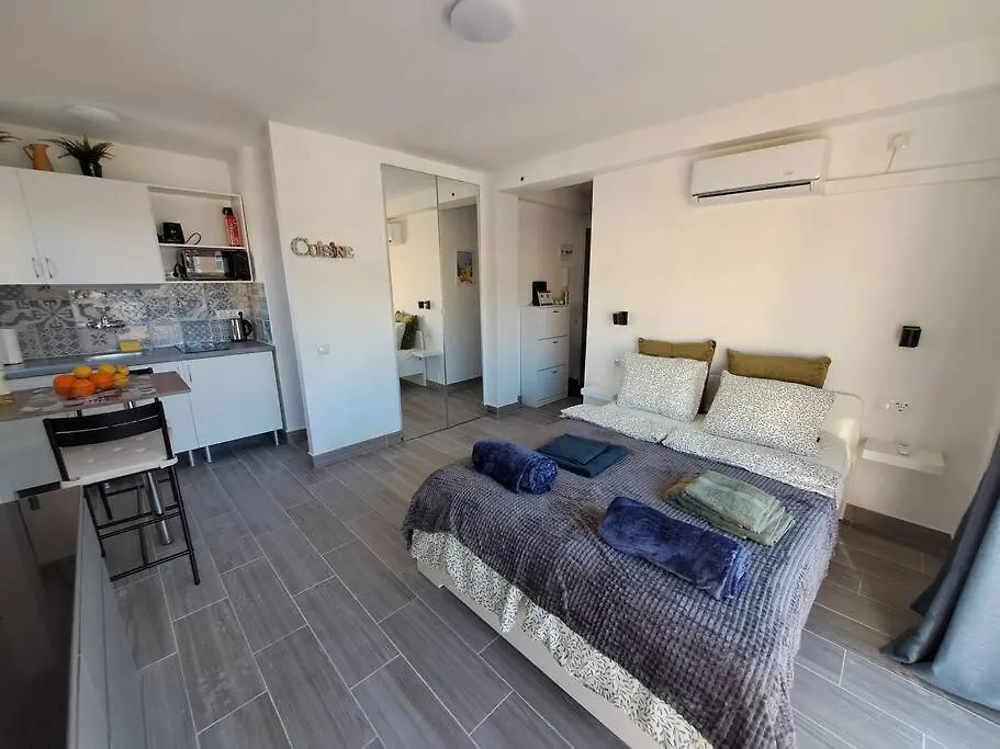 Corintolimon Luxury Studio Benalmadena 0*,  Spain